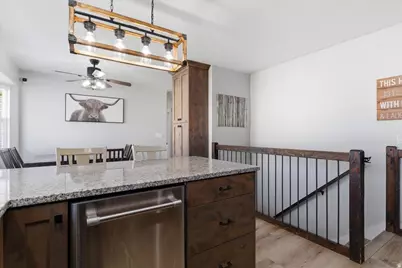 2185 S 2325 W, Syracuse, UT 84075 - Photo 10