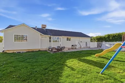 2185 S 2325 W, Syracuse, UT 84075 - Photo 28