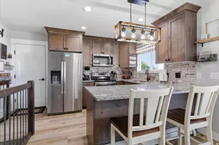 2185 S 2325 W, Syracuse, UT 84075 - Photo 10