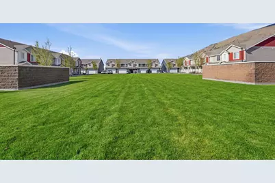 1555 E 320 S, Hyrum, UT 84319 - Photo 20