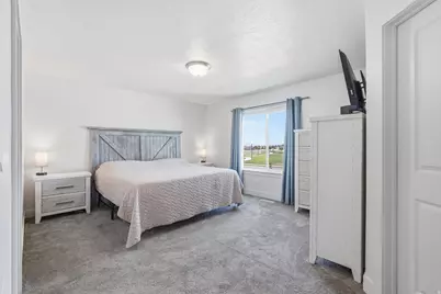 1555 E 320 S, Hyrum, UT 84319 - Photo 14