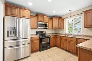 555 W 2350 N, Layton, UT 84041 - Photo 10
