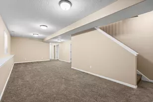 555 W 2350 N, Layton, UT 84041 - Photo 28
