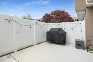 134 W 2525 N, Harrisville, UT 84414 - Photo 18