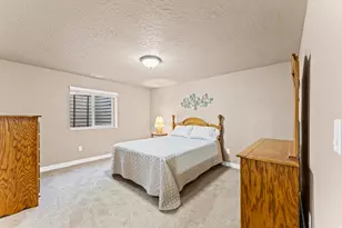 1257 W 2850 S, Syracuse, UT 84075 - Photo 24