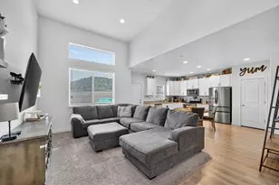 4258 E Cotton Dr, Eagle Mountain, UT 84005 - Photo 4
