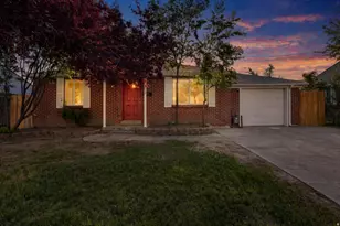 1163 S Montgomery St W, Salt Lake City, UT 84104 - Photo 2