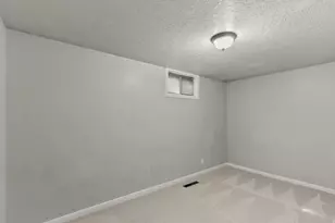 52 N 1250 E, Logan, UT 84321 - Photo 24