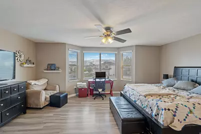 595 N Banbury Cir W, North Salt Lake, UT 84054 - Photo 10