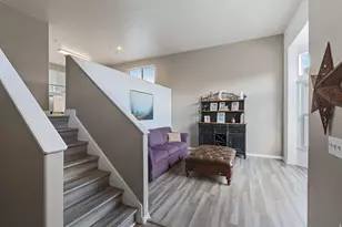 595 N Banbury Cir W, North Salt Lake, UT 84054 - Photo 2