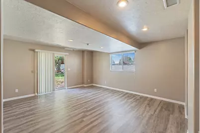595 N Banbury Cir W, North Salt Lake, UT 84054 - Photo 14