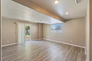 595 N Banbury Cir W, North Salt Lake, UT 84054 - Photo 14