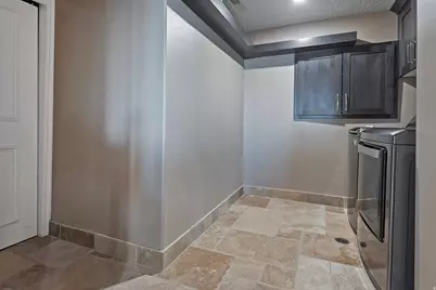2373 E Bear Hills Cir, Draper, UT 84020 - Photo 38