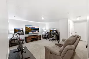 4344 W Bromwell Ct, Lehi, UT 84048 - Photo 38