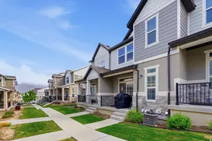 4344 W Bromwell Ct, Lehi, UT 84048 - Photo 4