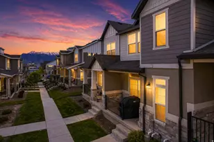 4344 W Bromwell Ct, Lehi, UT 84048 - Photo 2
