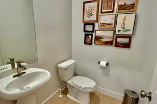 1062 N Kensington Hts, Kaysville, UT 84037 - Photo 12