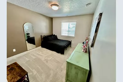 1062 N Kensington Hts, Kaysville, UT 84037 - Photo 6