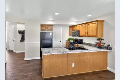 802 W Sugar Maple Ct S, Payson, UT 84651 - Photo 8