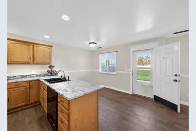 802 W Sugar Maple Ct S, Payson, UT 84651 - Photo 16