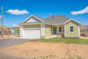 607 S 250 W, Fountain Green, UT 84632 - Photo 2