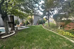 2066 E Tivoli Ct, Draper, UT 84020 - Photo 8