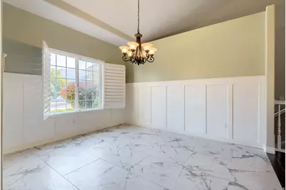 2066 E Tivoli Ct, Draper, UT 84020 - Photo 10