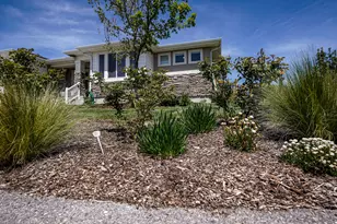 2315 E Dugway Dr, Eagle Mountain, UT 84005 - Photo 8