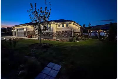 2315 E Dugway Dr, Eagle Mountain, UT 84005 - Photo 4