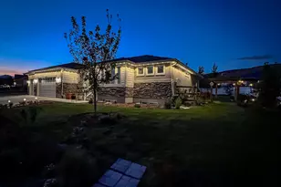 2315 E Dugway Dr, Eagle Mountain, UT 84005 - Photo 4