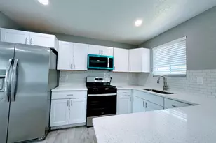 2562 N 1150 W, Layton, UT 84041 - Photo 4