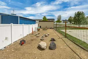 6137 W Triple Crown Ln S, Herriman, UT 84096 - Photo 4