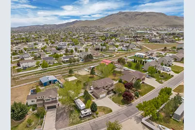 6137 W Triple Crown Ln S, Herriman, UT 84096 - Photo 32