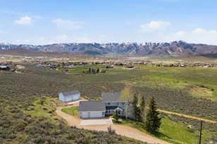 1380 Crescent Dr N, Park City, UT 84098 - Photo 2