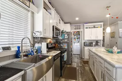 6428 S 740 W, Murray, UT 84123 - Photo 10