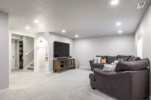 5312 W Croyden Ln S, Herriman, UT 84096 - Photo 32