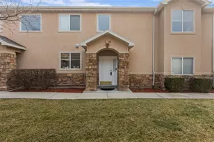 6890 W Ashby Way S, West Valley, UT 84128 - Photo 16