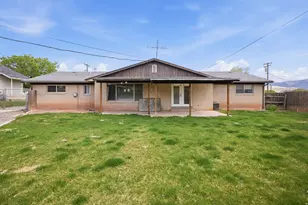 333 N 300 E, Richfield, UT 84701 - Photo 2