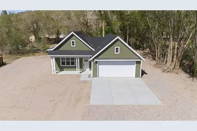 55 N 200 W, Elsinore, UT 84724 - Photo 2