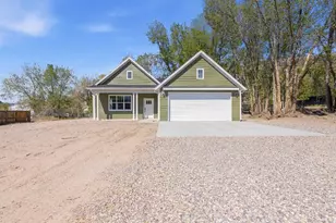 55 N 200 W, Elsinore, UT 84724 - Photo 1