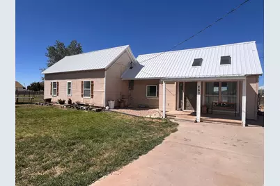 260 W 400 N, Fillmore, UT 84631 - Photo 1