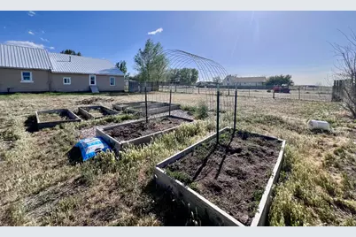 260 W 400 N, Fillmore, UT 84631 - Photo 34