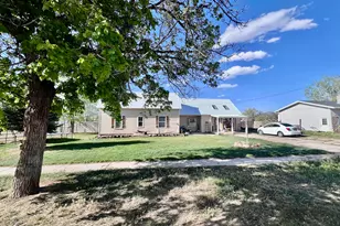 260 W 400 N, Fillmore, UT 84631 - Photo 34