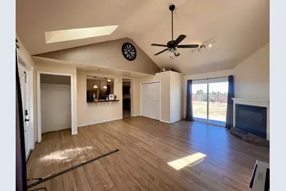 260 W 400 N, Fillmore, UT 84631 - Photo 2
