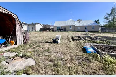260 W 400 N, Fillmore, UT 84631 - Photo 42