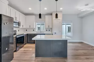 315 E 4115 S, Millcreek, UT 84107 - Photo 2
