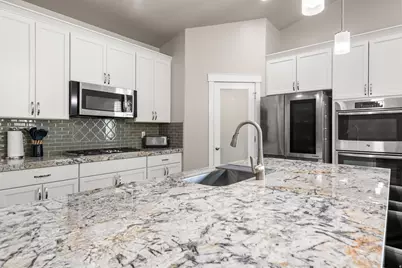 306 E Bella Vida Dr, North Salt Lake, UT 84054 - Photo 10