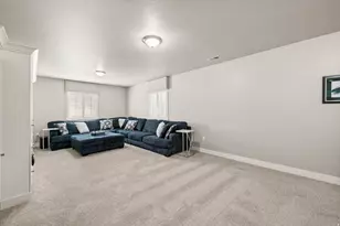 306 E Bella Vida Dr, North Salt Lake, UT 84054 - Photo 34