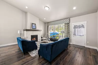 306 E Bella Vida Dr, North Salt Lake, UT 84054 - Photo 14