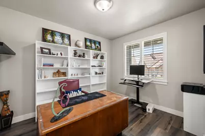 306 E Bella Vida Dr, North Salt Lake, UT 84054 - Photo 4